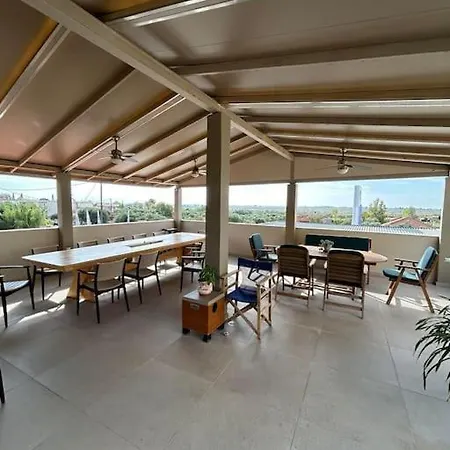 Apartman ήσυχο δυάρι με καταπληκτικό αίθριο ! Pírgosz